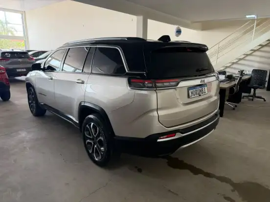JEEP-COMMANDER-2021