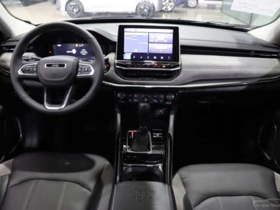 JEEP-COMMANDER-1.3 T270 TURBO FLEX LIMITED AT6 JEEP-COMMANDER-2025