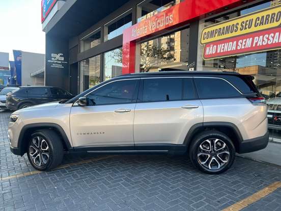 JEEP-COMMANDER-2023