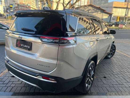 JEEP-COMMANDER-2023