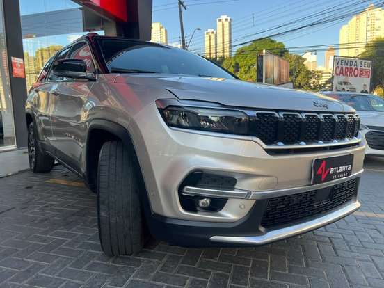 JEEP-COMMANDER-2023