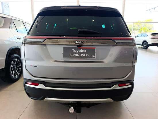 JEEP-COMMANDER-2025