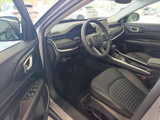 JEEP-COMMANDER-2025