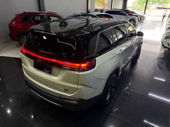 JEEP-COMMANDER-1.3 T270 TURBO FLEX LONGITUDE AT6 JEEP-COMMANDER-2025