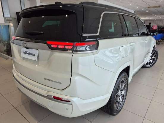 JEEP-COMMANDER-2024