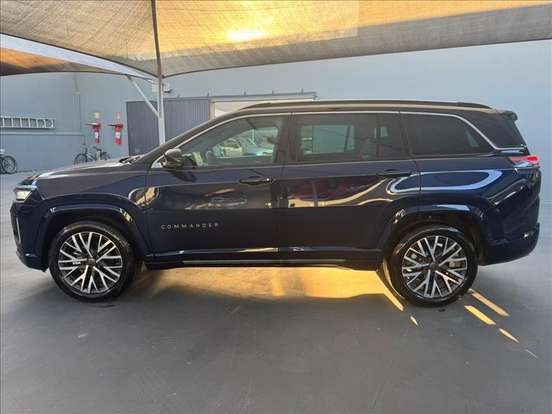 JEEP-COMMANDER-2025