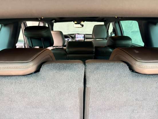JEEP-COMMANDER-2022