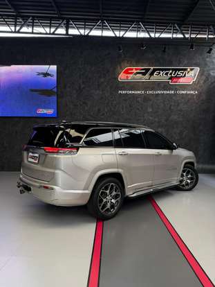 JEEP-COMMANDER-2022