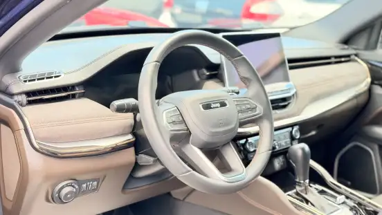 JEEP-COMMANDER-2022