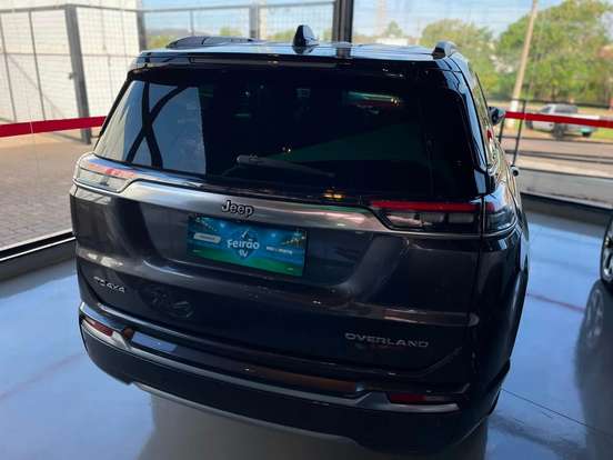 JEEP-COMMANDER-2023