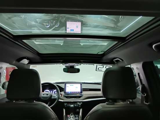 JEEP-COMMANDER-2024