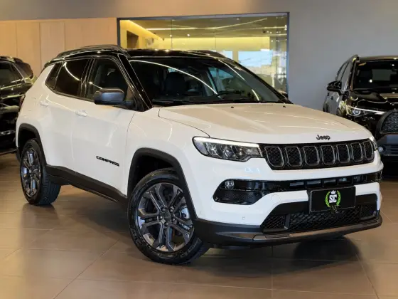 JEEP COMPASS 1.3 T270 TURBO FLEX LONGITUDE AT6