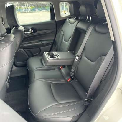 JEEP-COMPASS-2024