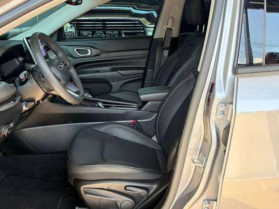 JEEP-COMPASS-1.3 T270 TURBO FLEX LONGITUDE AT6 JEEP-COMPASS-2025