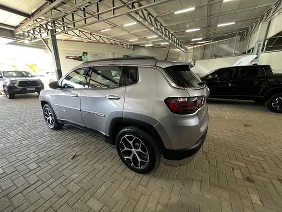 JEEP-COMPASS-2024