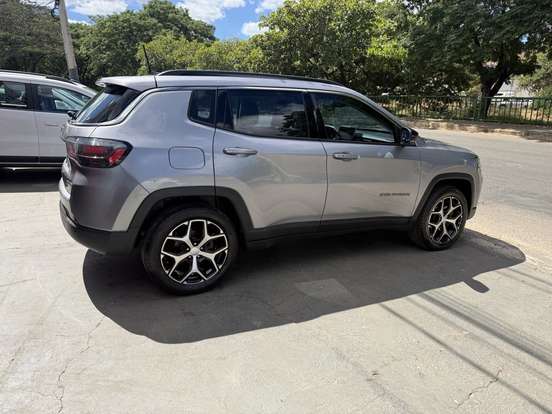 JEEP-COMPASS-2024
