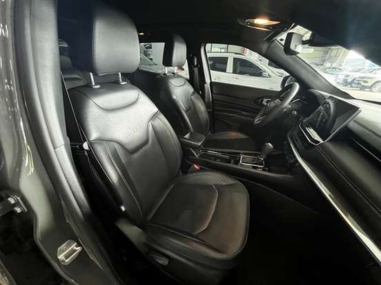 JEEP-COMPASS-2024