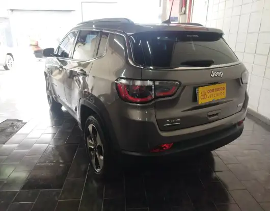 JEEP-COMPASS-2.0 16V DIESEL LONGITUDE 4X4 AUTOMÁTICO JEEP-COMPASS-2017