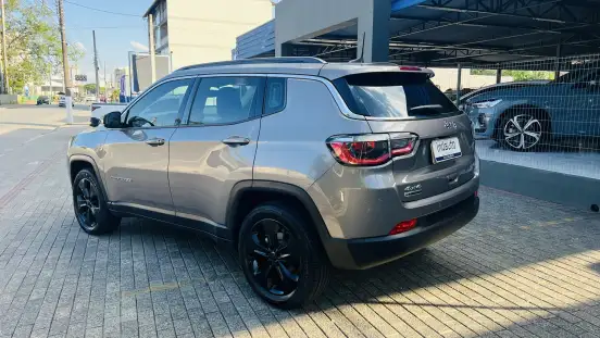 JEEP-COMPASS-2.0 16V DIESEL LONGITUDE 4X4 AUTOMÁTICO JEEP-COMPASS-2018