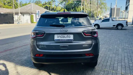 JEEP-COMPASS-2.0 16V DIESEL LONGITUDE 4X4 AUTOMÁTICO JEEP-COMPASS-2018