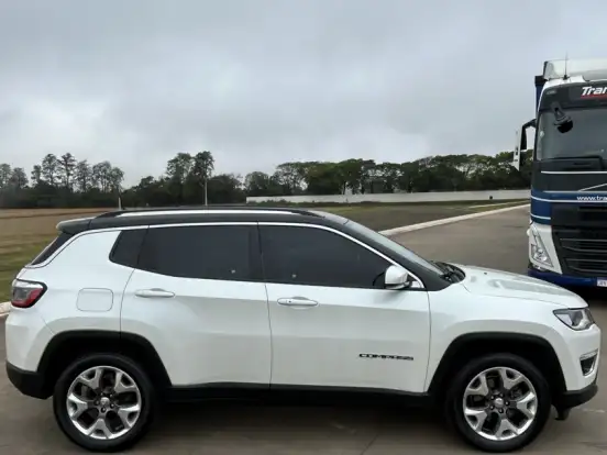JEEP-COMPASS-2.0 16V FLEX LIMITED AUTOMÁTICO JEEP-COMPASS-2018