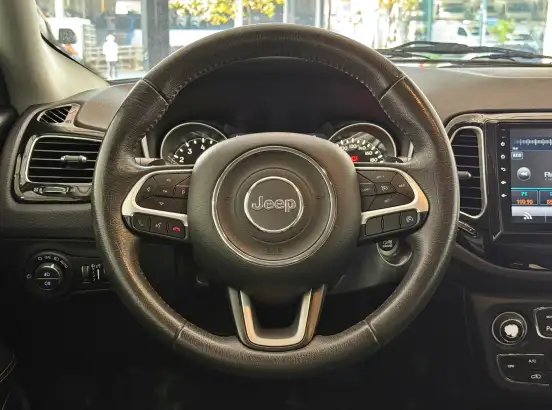 JEEP-COMPASS-2.0 16V FLEX LIMITED AUTOMÁTICO JEEP-COMPASS-2017