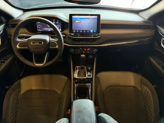 JEEP-COMPASS-2024