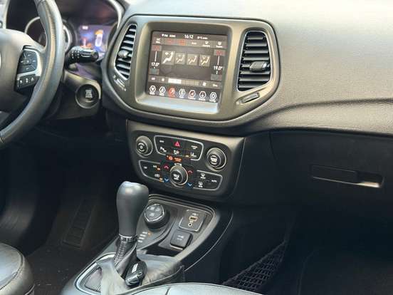 JEEP-COMPASS-2.0 16V DIESEL S 4X4 AUTOMÁTICO JEEP-COMPASS-2019