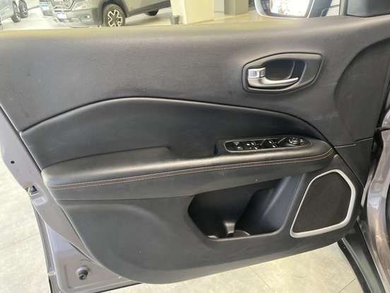 JEEP-COMPASS-2.0 16V FLEX LIMITED AUTOMÁTICO JEEP-COMPASS-2019