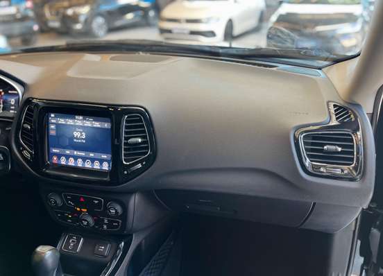 JEEP-COMPASS-2018