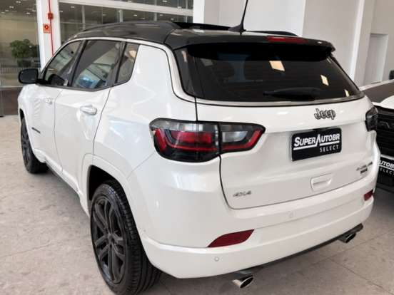 JEEP-COMPASS-2.0 HURRICANE 4 TURBO GASOLINA OVERLAND AT9 JEEP-COMPASS-2024