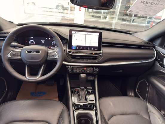JEEP-COMPASS-2024