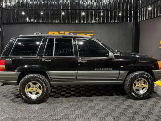 JEEP-GRAND CHEROKEE-4.0 LAREDO 4X4 6I 12V GASOLINA 4P AUTOMÁTICO JEEP-GRAND CHEROKEE-1998