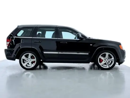 JEEP-GRAND CHEROKEE-6.1 SRT8 4X4 V8 16V GASOLINA 4P AUTOMÁTICO JEEP-GRAND CHEROKEE-2009
