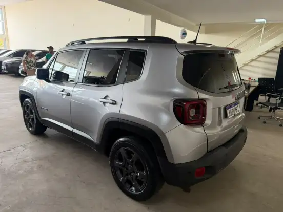 JEEP-RENEGADE-2020