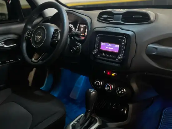 JEEP-RENEGADE-1.8 16V FLEX SPORT 4P AUTOMÁTICO JEEP-RENEGADE-2015