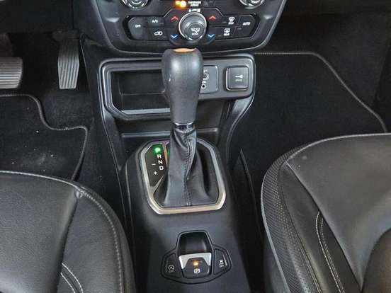JEEP-RENEGADE-2020