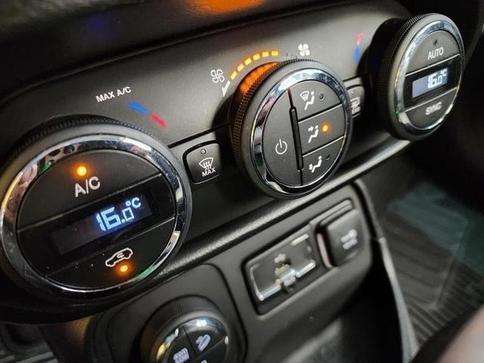 JEEP-RENEGADE-2015