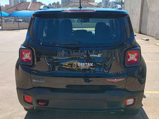 JEEP-RENEGADE-2.0 16V TURBO DIESEL TRAILHAWK 4P 4X4 AUTOMÁTICO JEEP-RENEGADE-2015