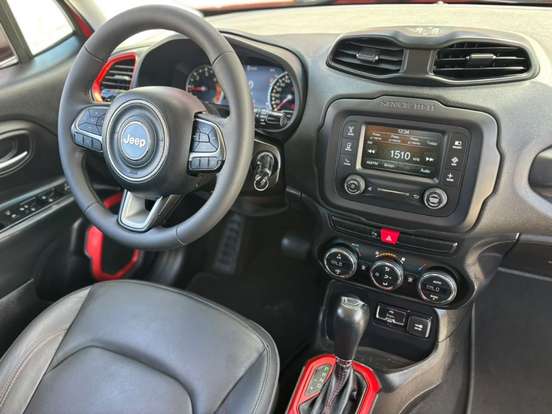 JEEP-RENEGADE-2.0 16V TURBO DIESEL TRAILHAWK 4P 4X4 AUTOMÁTICO JEEP-RENEGADE-2015
