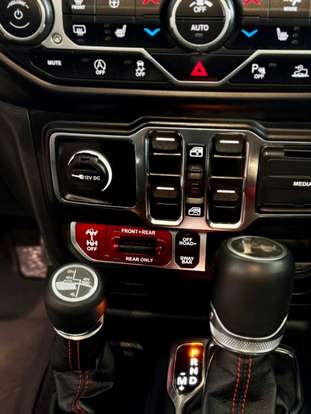 JEEP-WRANGLER-2023