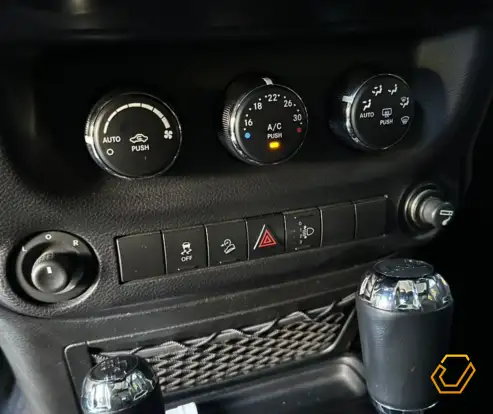 JEEP-WRANGLER-2013