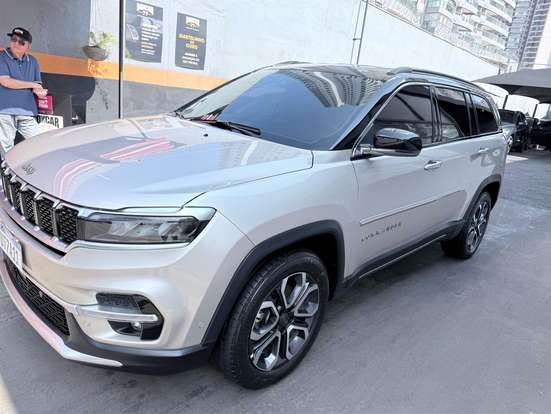 JEEP-COMMANDER-2021