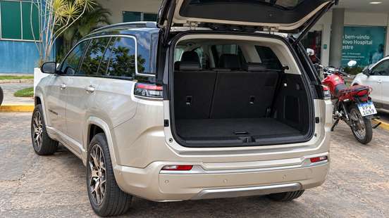 JEEP-COMMANDER-1.3 T270 TURBO FLEX OVERLAND AT6 JEEP-COMMANDER-2022