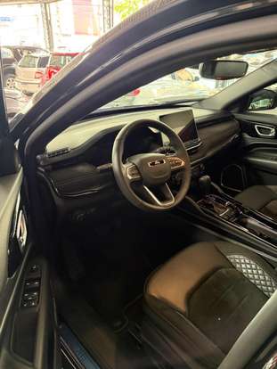 JEEP-COMMANDER-2025