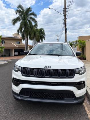JEEP COMPASS 1.3 T270 TURBO FLEX LONGITUDE AT6