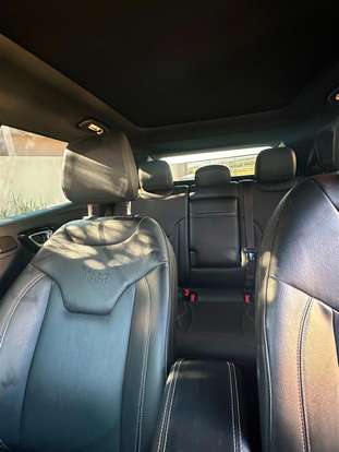 JEEP-COMPASS-2023