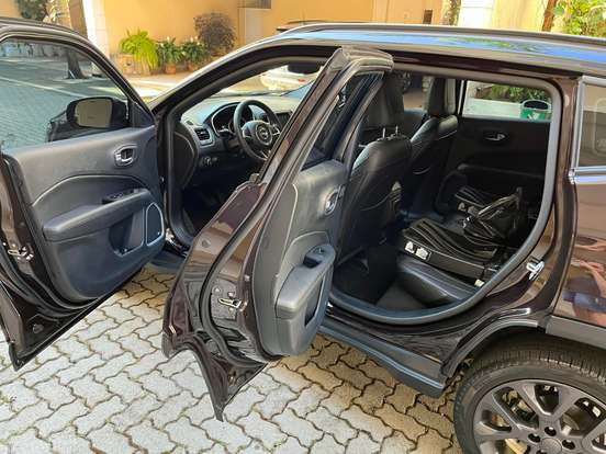 JEEP-COMPASS-2021