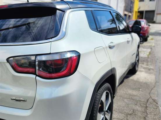 JEEP-COMPASS-2.0 16V FLEX LONGITUDE AUTOMÁTICO JEEP-COMPASS-2018
