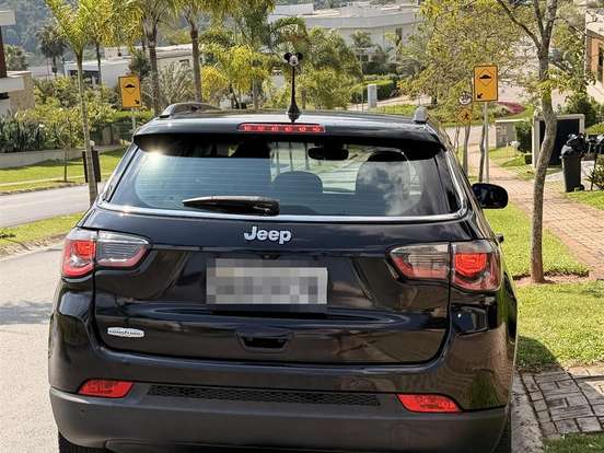JEEP-COMPASS-2.0 16V FLEX LONGITUDE AUTOMÁTICO JEEP-COMPASS-2018
